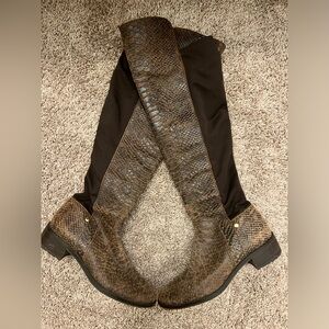 Womens knee high brown snake skin boots